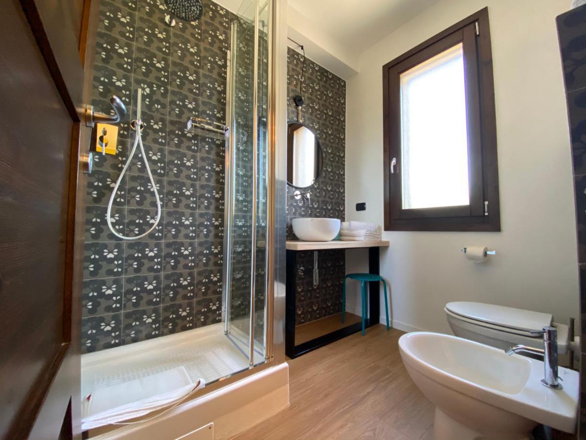 La Tortorella Room & Apartment Тортоли Экстерьер фото