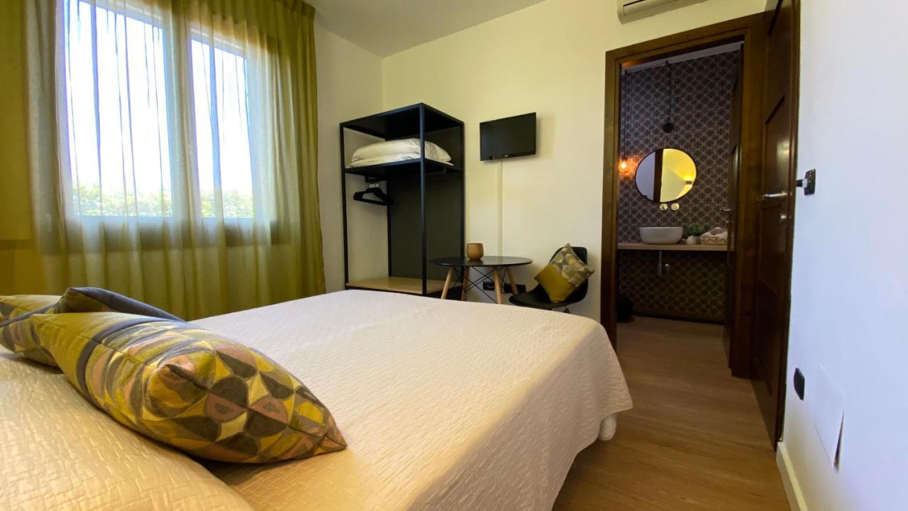 La Tortorella Room & Apartment Тортоли Экстерьер фото