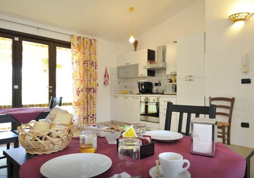 La Tortorella Room & Apartment Тортоли Экстерьер фото